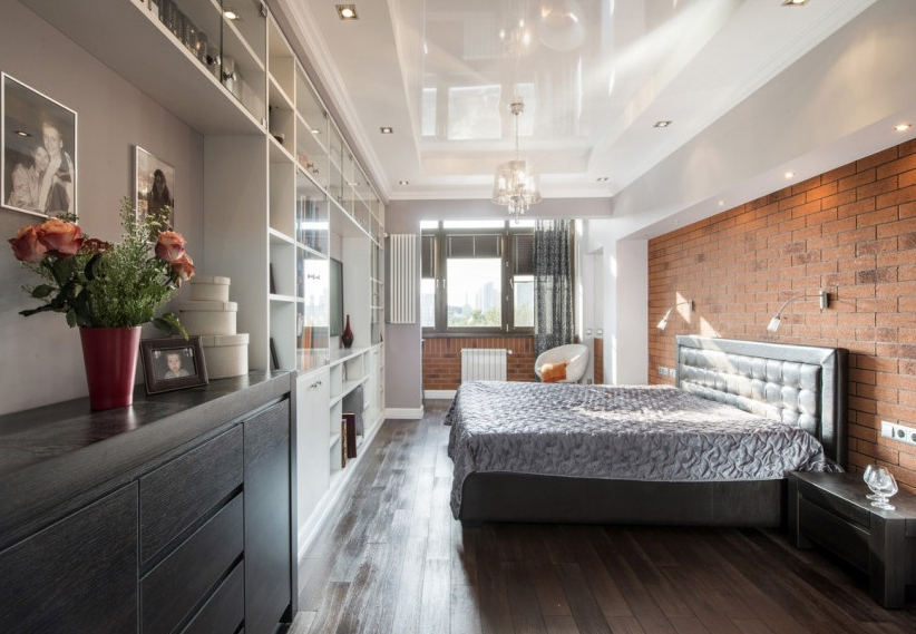 Глянцевые натяжные потолки-74