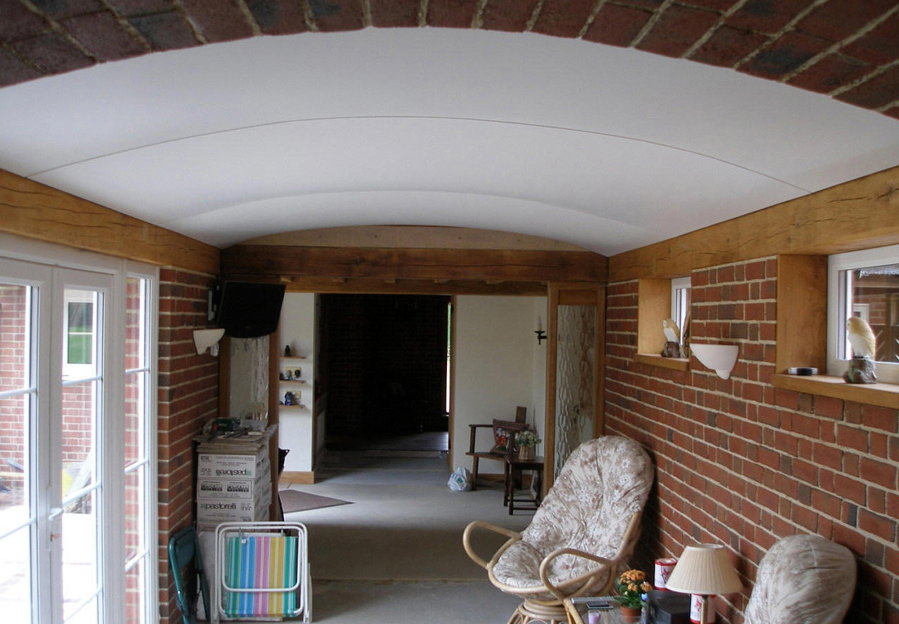 Матовые натяжные потолки-95