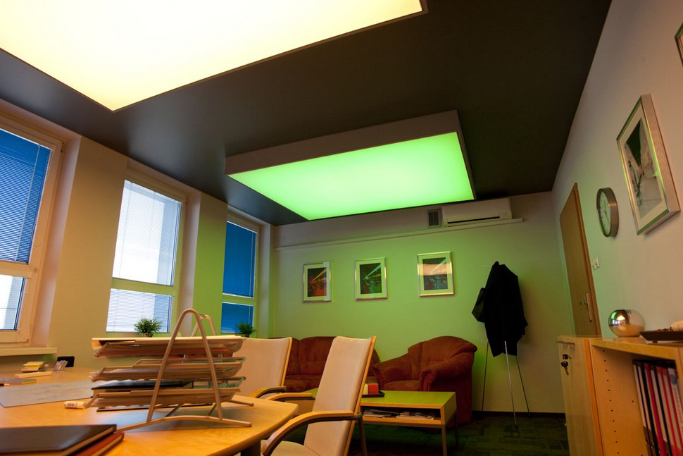 Светопрозрачные натяжные потолки-49