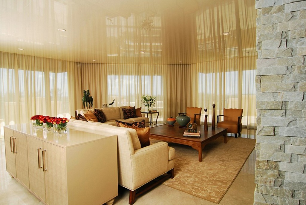 Глянцевые натяжные потолки-43