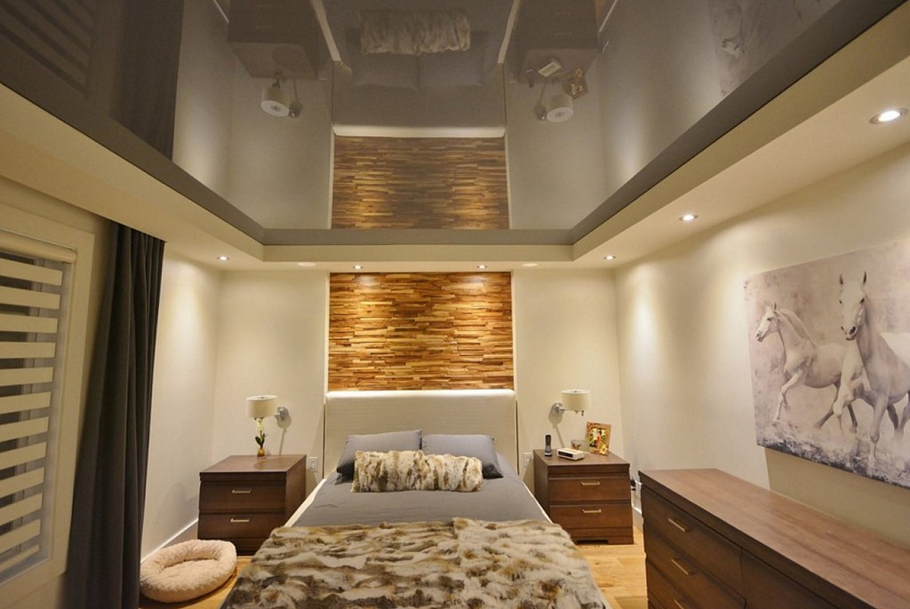 Глянцевые натяжные потолки-66