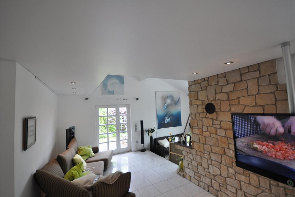 Матовые натяжные потолки-93