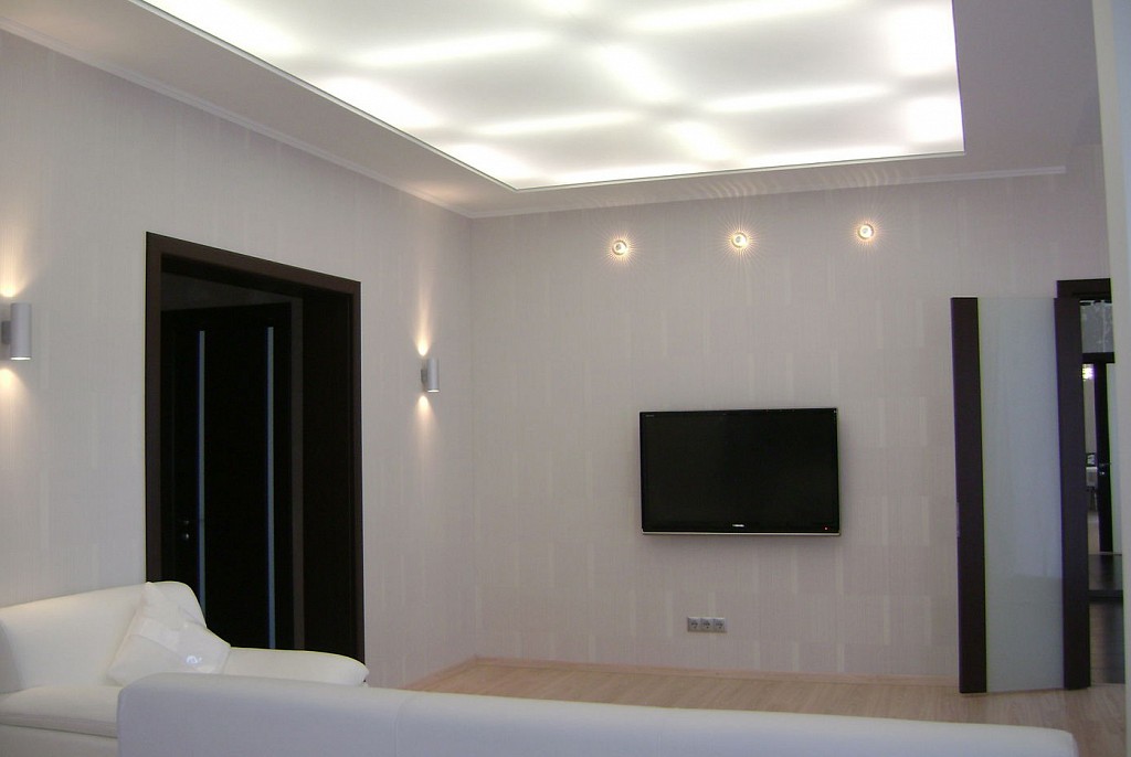 Светопрозрачные натяжные потолки-74