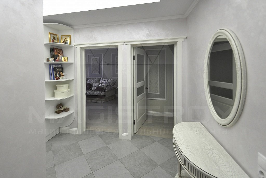 Ремонт в холле