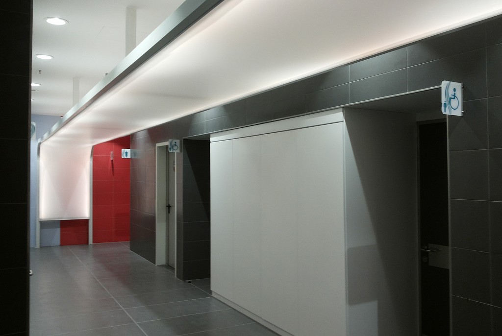 Светопрозрачные натяжные потолки-47