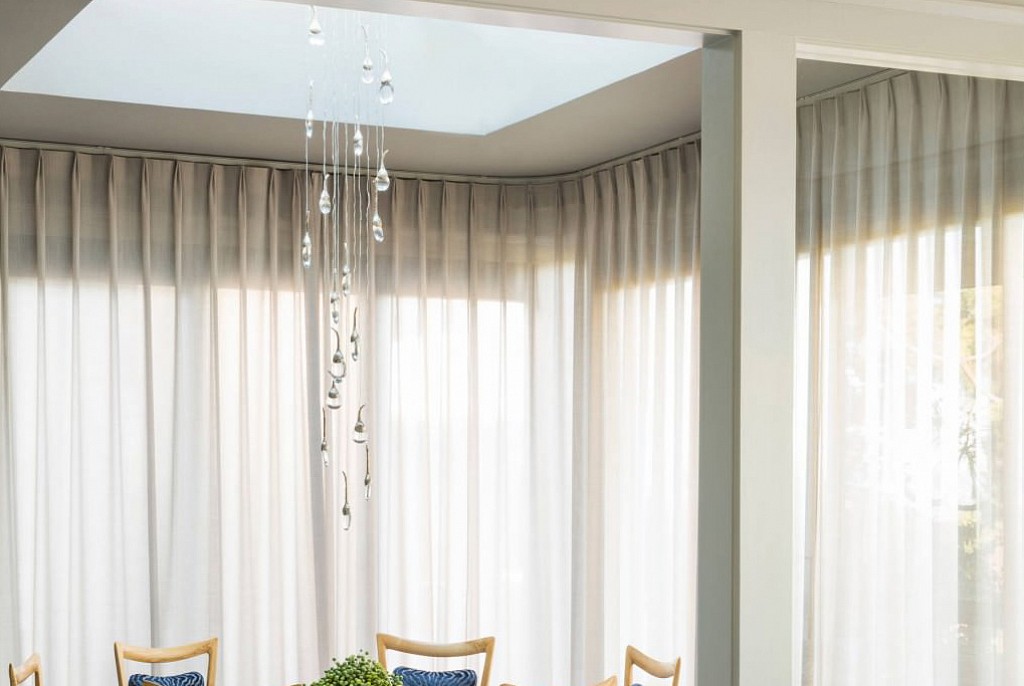 Светопрозрачные натяжные потолки-6