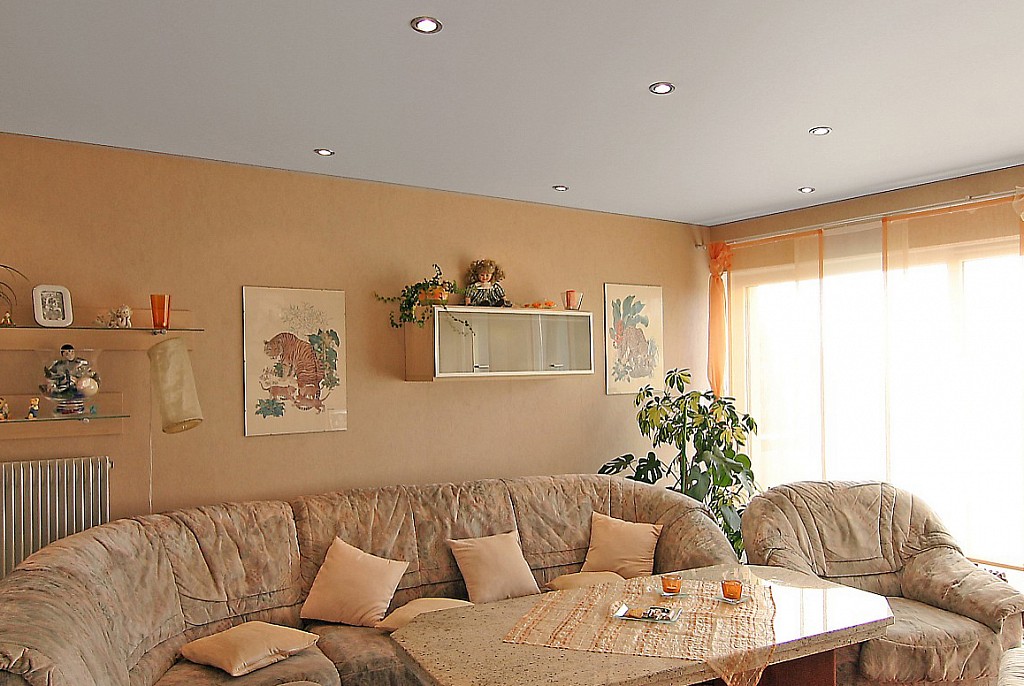 Матовые натяжные потолки-89