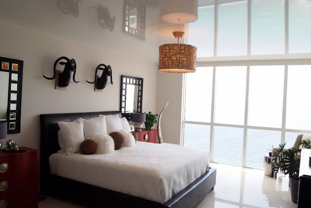 Глянцевые натяжные потолки-42