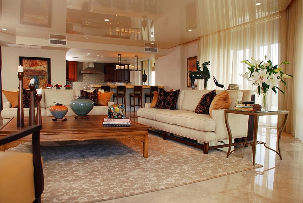 Глянцевые натяжные потолки-37